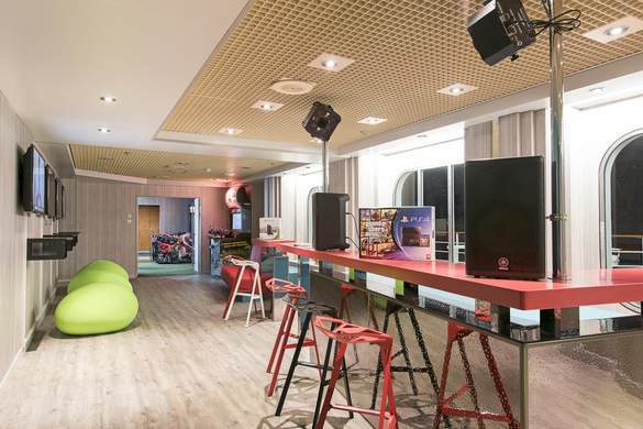 MSC Cruises MSC Sinfonia Teen Club 0.jpg